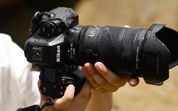 nikon_z8_with_24-70_f2p8_wet